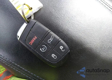 2015 Chrysler 200 S z USA, uszkodzony, nr VIN 1C3CCCDG3FN523574